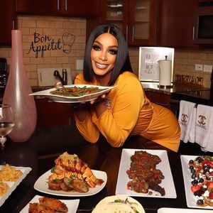 Meet your Posher, Shamone